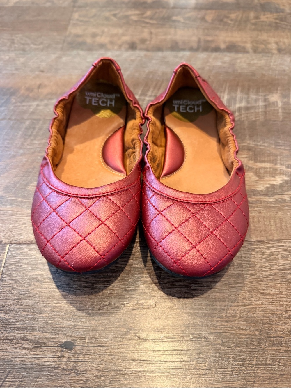Umi Girls Quilted Metallic Burgundy Ballet Flats umiCloud Tech Size 13 US EU 31